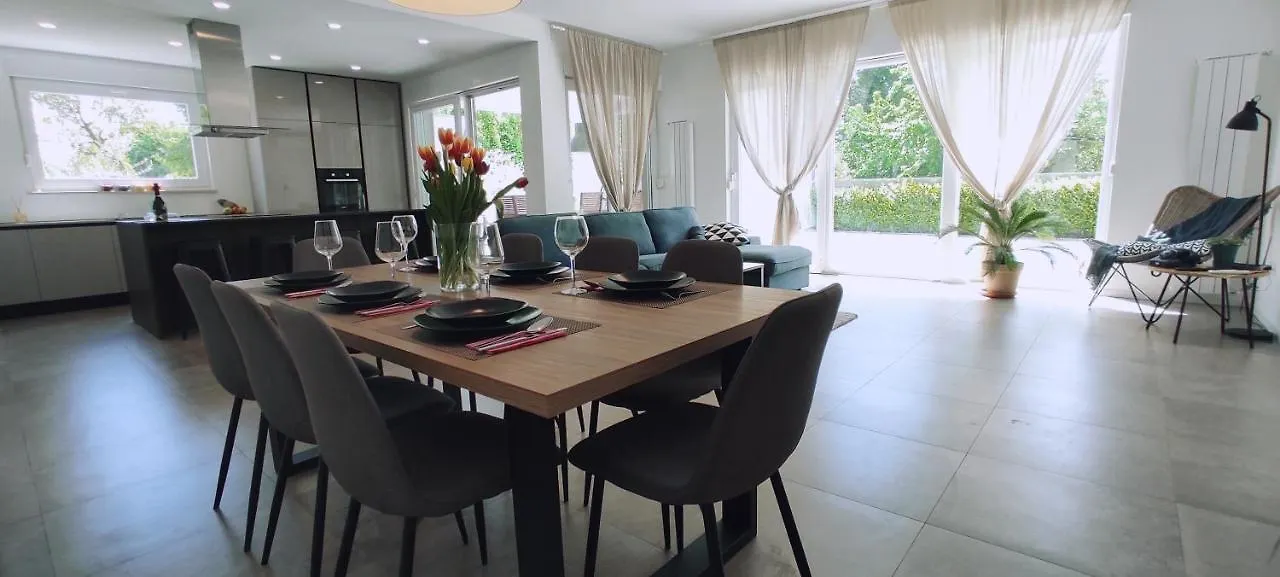 Gorgeous Villa Lola With Private Heated Pool Fazana 0*,