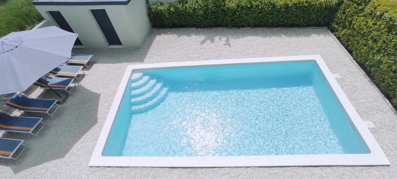 Gorgeous Villa Lola With Private Heated Pool Fazana
